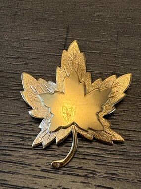 Monet Gold Leaf Brooch